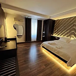 Tirana Central Rooms Guest house Tirana