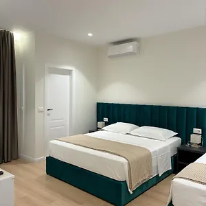 Clinton Inn Tirana