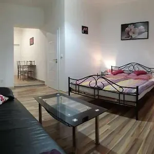 Apartment Krale Jiriho, Karlsbad